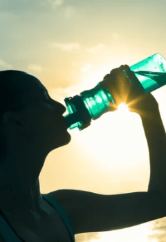 Alimentação e Hidratação no Verão: Importância Nutricional para o Bem-Estar