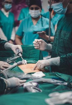 Como a cirurgia plástica pode melhorar a qualidade de vida após a cirurgia bariátrica?